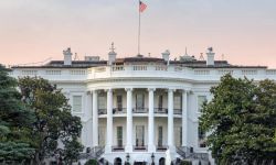 ترامب يسحب التراخيص الأمنية من بايدن ومسؤولين سابقين في البيت الأبيض